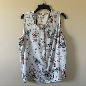 C&E White floral sleeveless blouse
